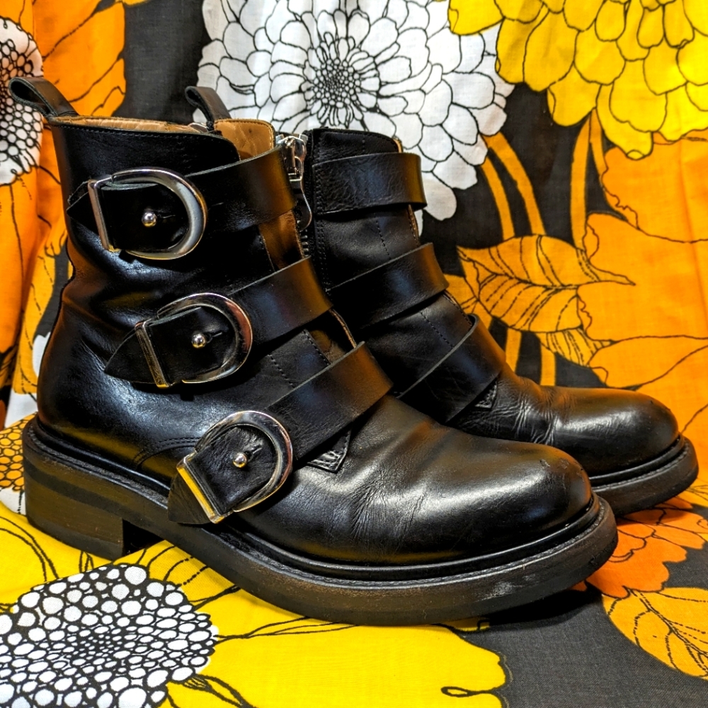 Frye Alice Black Heavy Leather Buckle Zipper Boots Made in Italy